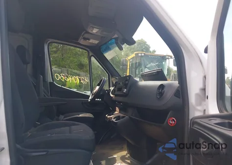 2020 Mercedes-Benz Sprinter 2500 High Roof V6 from USA, damaged, VIN W1W4ECHY3LT039414